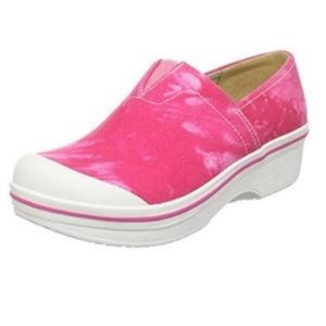 NWB Dansko Kids tie dye vesta clogs sizes available 27, 30, 31, 32